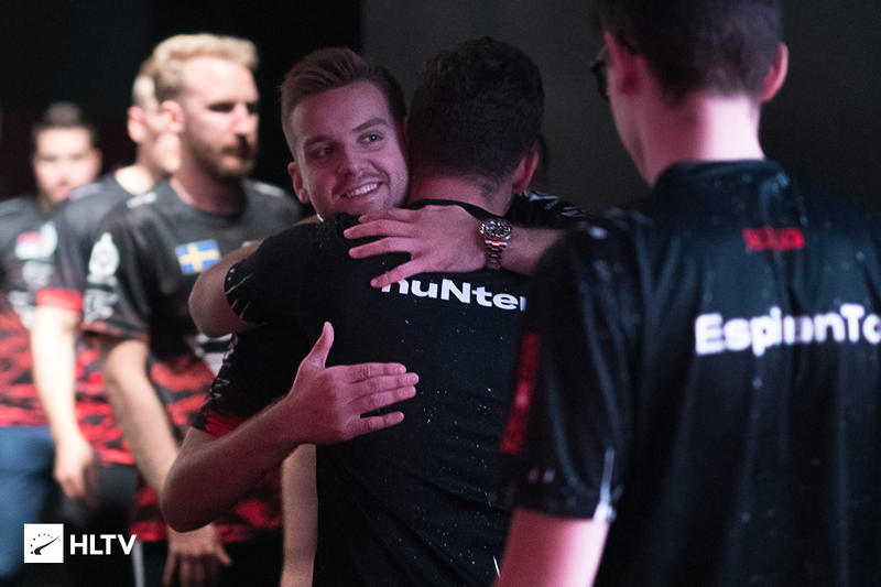 数据里程碑预告：Xiaohu距离900出场成就仅差3次