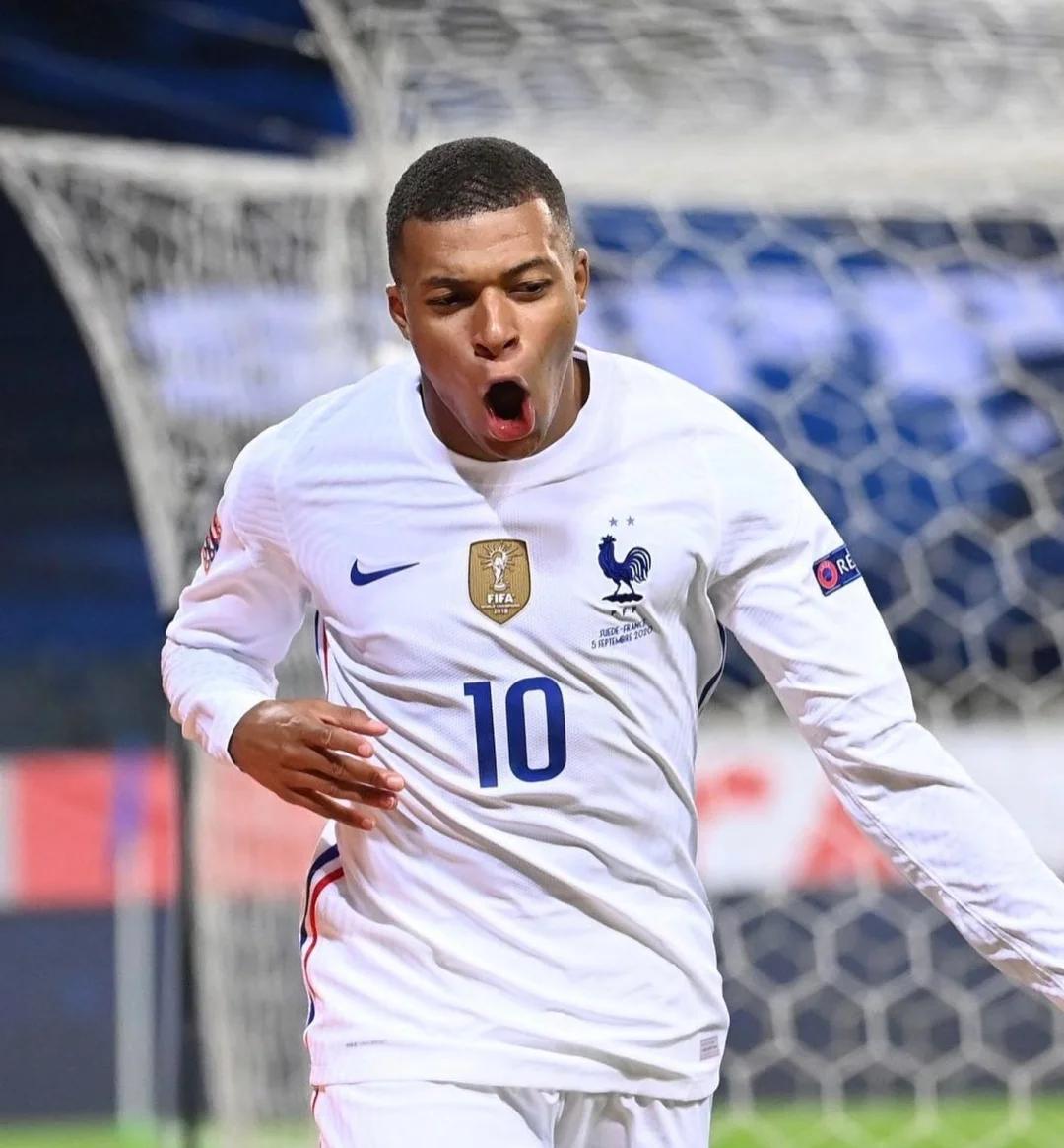 GamerLegion 和 Liquid 在 IEM Melbourne 2025 中锁定最后的季后赛名额