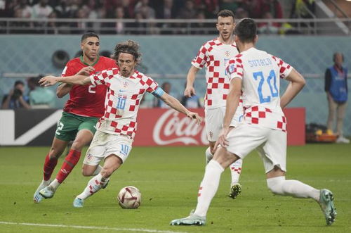 官方公告： LCL将取消春季赛，并将缺席2025季中邀请赛。