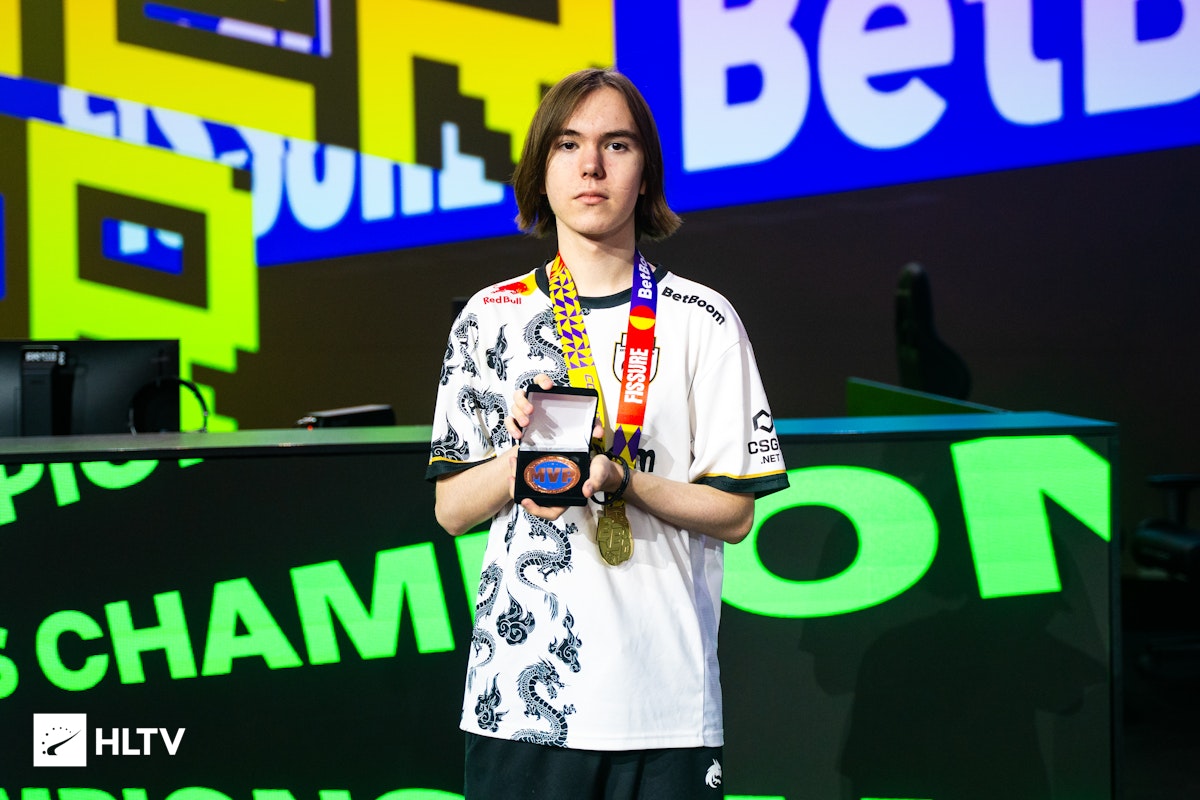 Rookie发文为高考考生加油：希望大家都能有好结果！