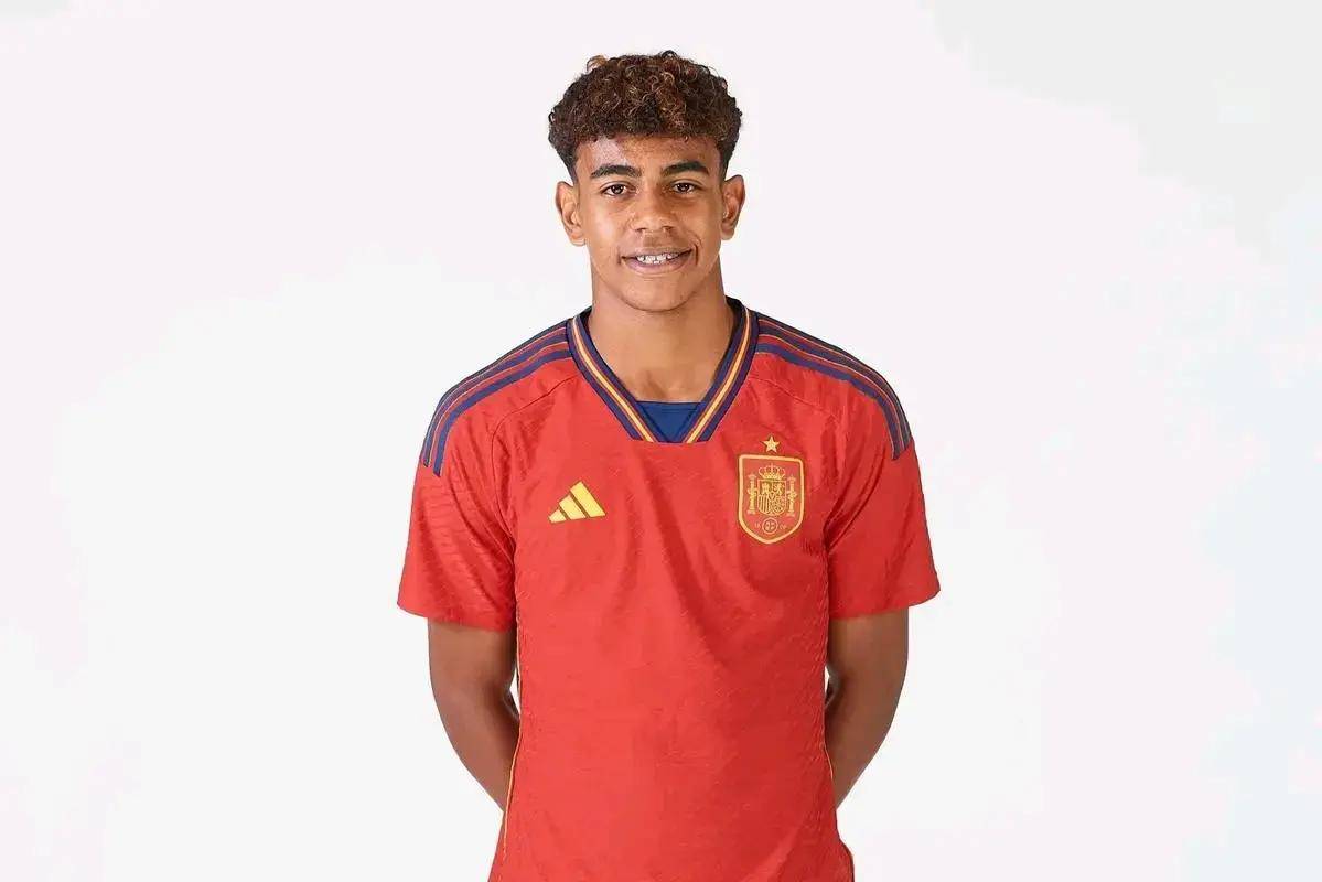 lux ：我从未设想过能以13-0的比分晋级Major